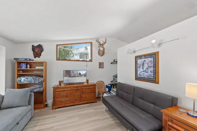 $1,100,000 | 731 Greggs Road, Newport, WA 99156