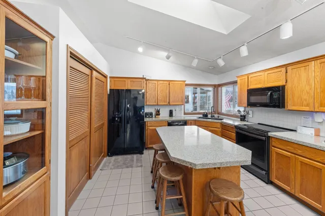 $1,100,000 | 731 Greggs Road, Newport, WA 99156