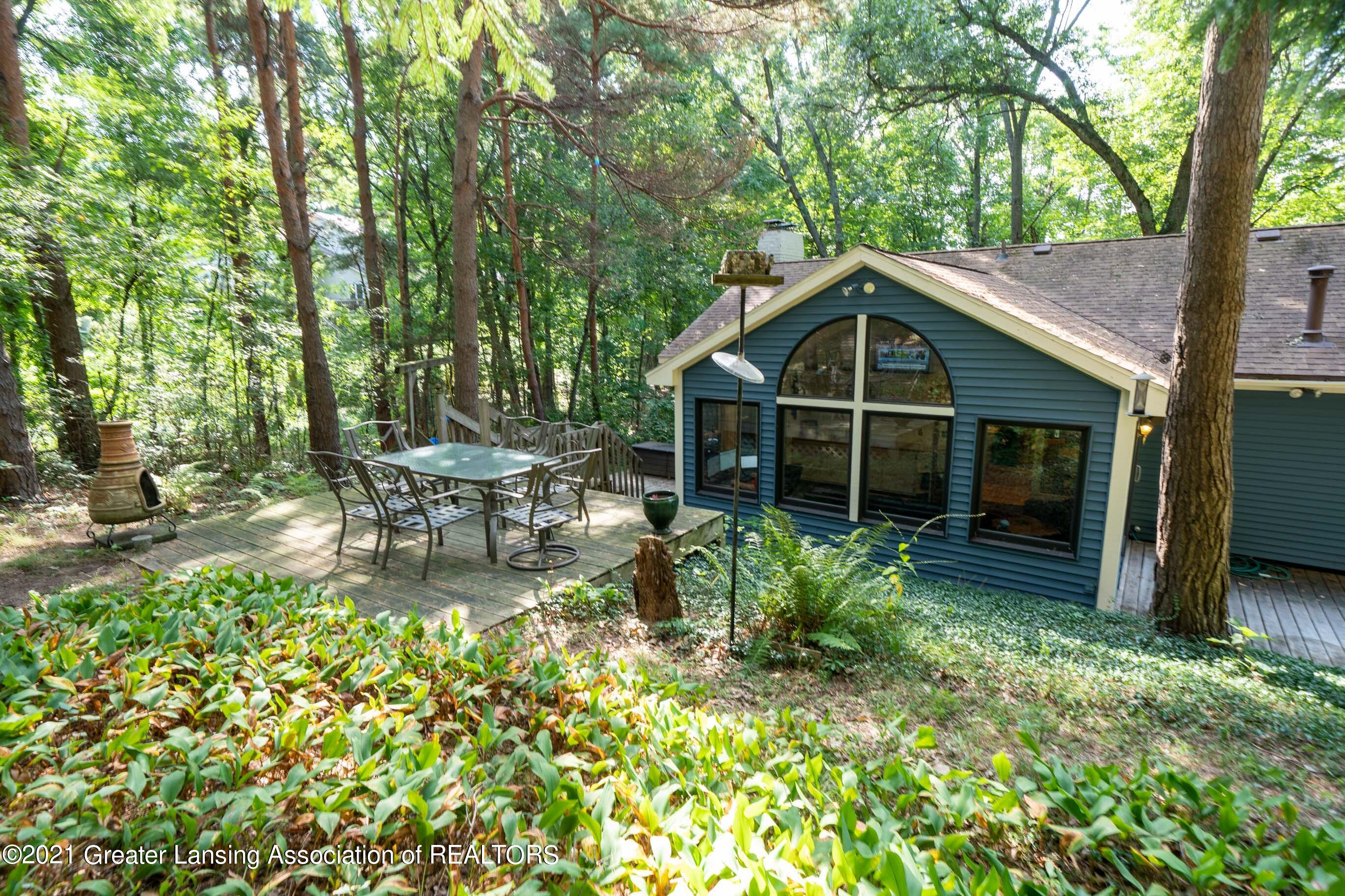 6025 Cascade Road Southeast Grand Rapids, MI 49546 - Photo 29 of 31 upper deck 2