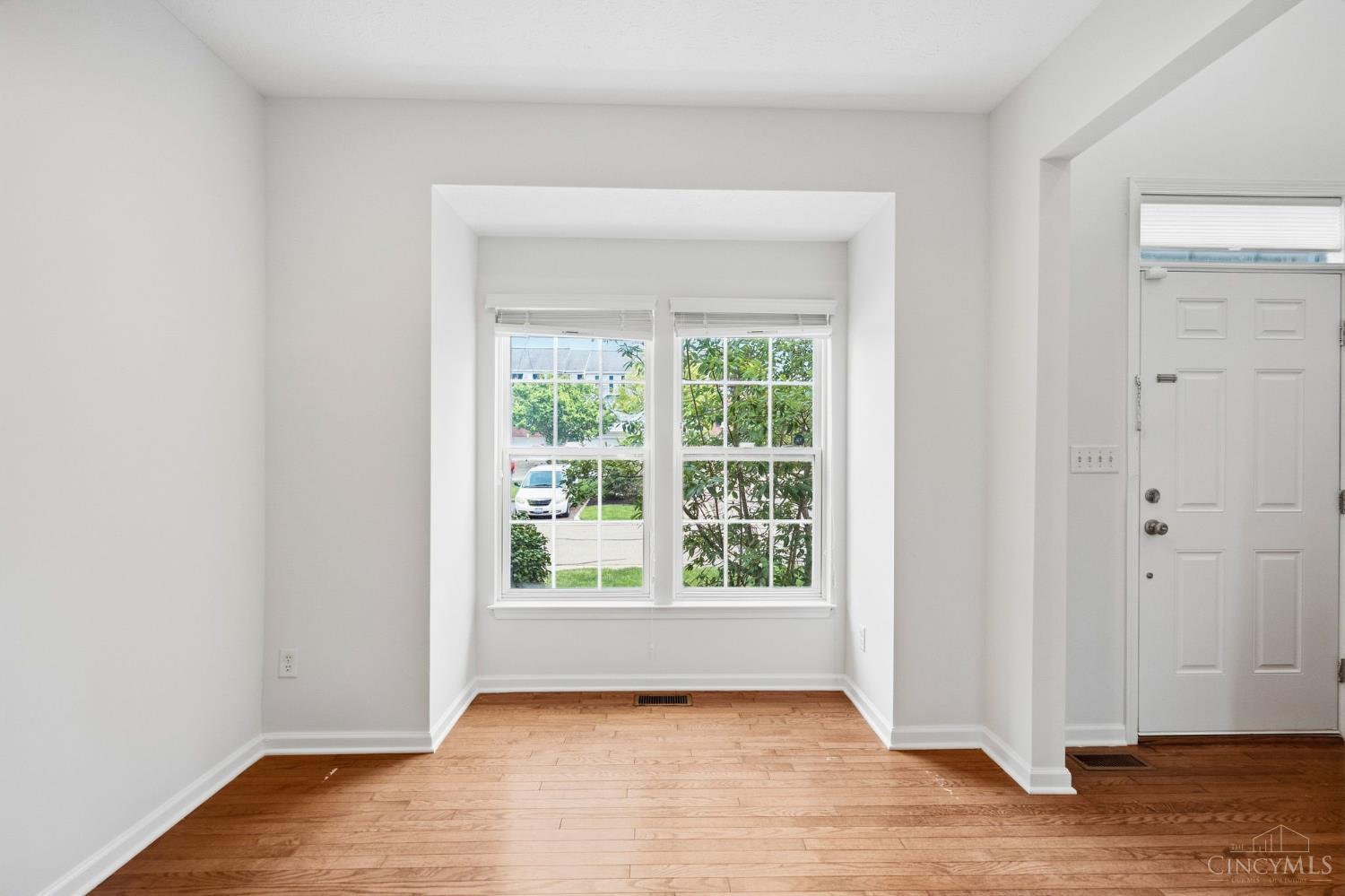 7515 Ribbon Falls Lane Maineville, OH 45039 - Photo 5 of 60 Gallery Image 5