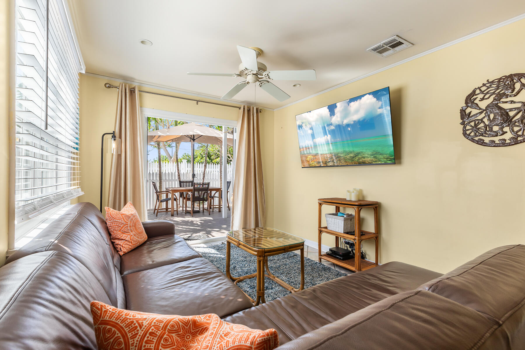 620 Thomas Street, Unit 175 Key West, FL 33040 - Photo 21 of 30 a living room with furniture and a window