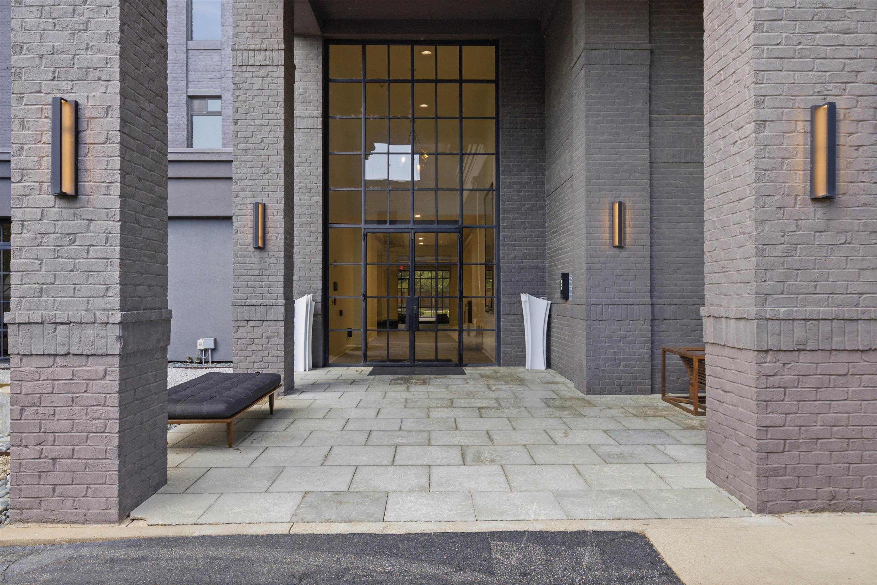 717 Riverside Drive, Unit 1302 Memphis, TN 38103 - Photo 14 of 40 Gallery Image 14