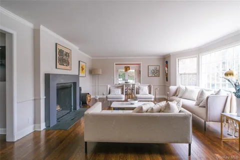 $2,795,000 | 124 Lincoln Avenue, Purchase, NY 10577