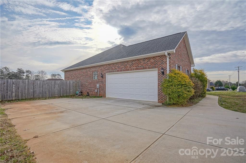 2330 Fay Jones Road Denver, NC 28037 - Photo 46 of 47 Gallery Image 46