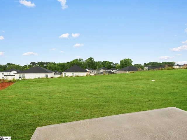 $337,900 | 180 Lavinia Circle, Duncan, SC 29334