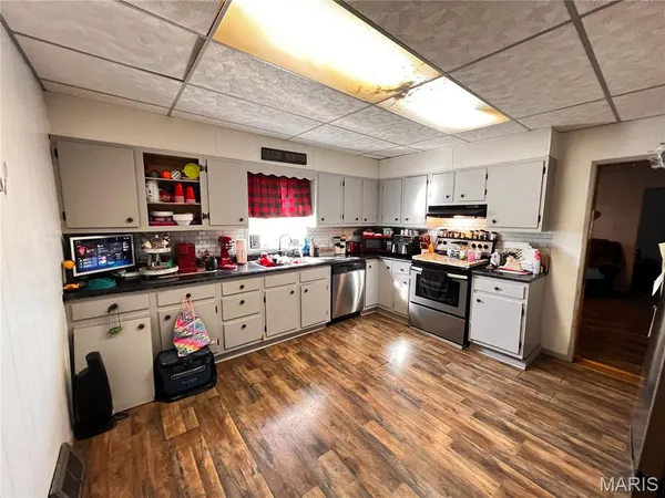 $245,000 | 20040 Boulder Road, Carlyle, IL 62231