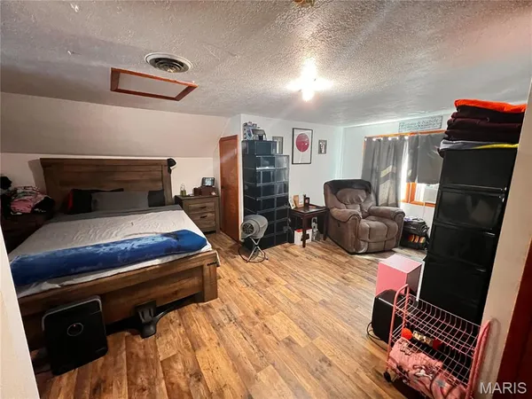 $245,000 | 20040 Boulder Road, Carlyle, IL 62231