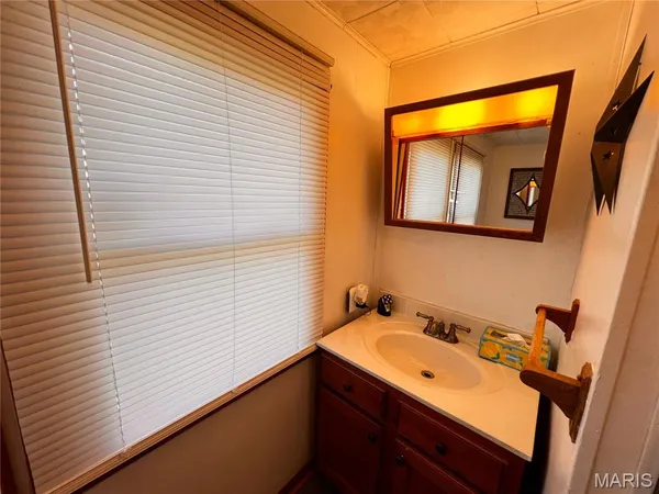 $245,000 | 20040 Boulder Road, Carlyle, IL 62231