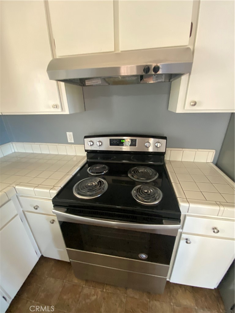 19680 Powder Horn Road Hidden Valley Lake, CA 95467 - Photo 13 of 23 Kitchen.