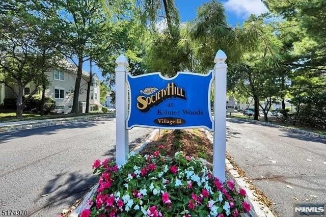 747 Pepperidge Road Mahwah, NJ 07430 - Photo 1 of 10