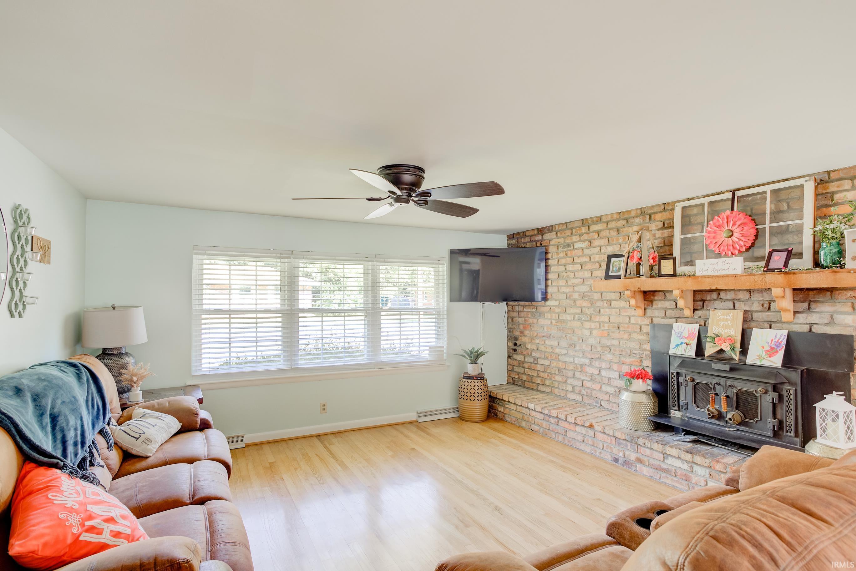 6155 Stacer Road Newburgh, IN 47630 - Photo 2 of 31 Gallery Image 2