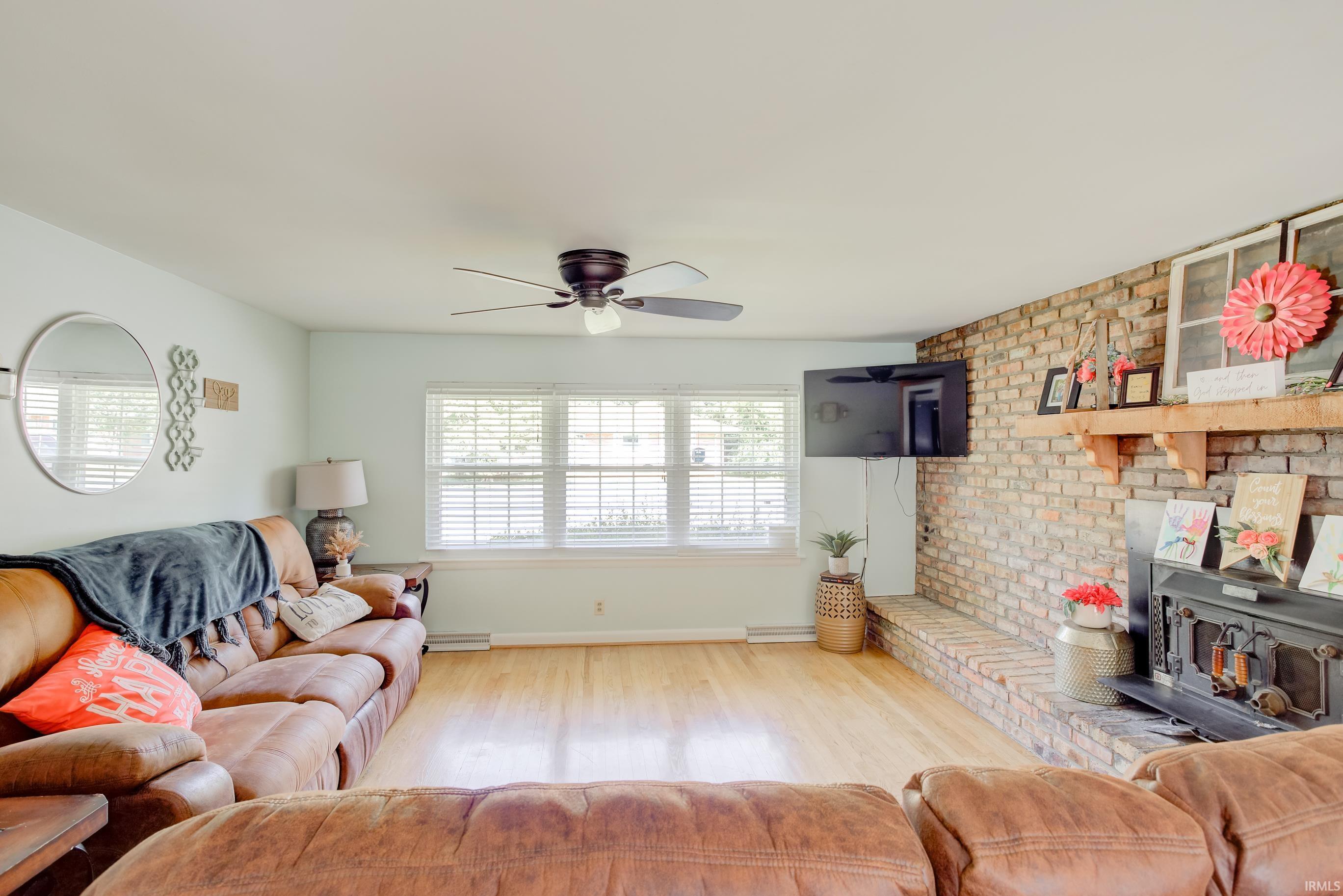 6155 Stacer Road Newburgh, IN 47630 - Photo 3 of 31 Gallery Image 3
