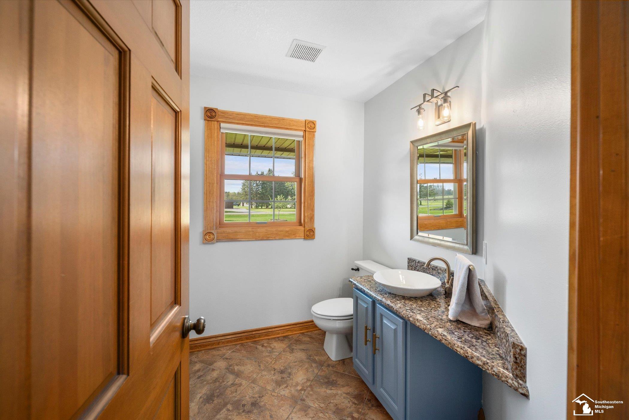 14725 Dixon Road Dundee, MI 48131 - Photo 8 of 44