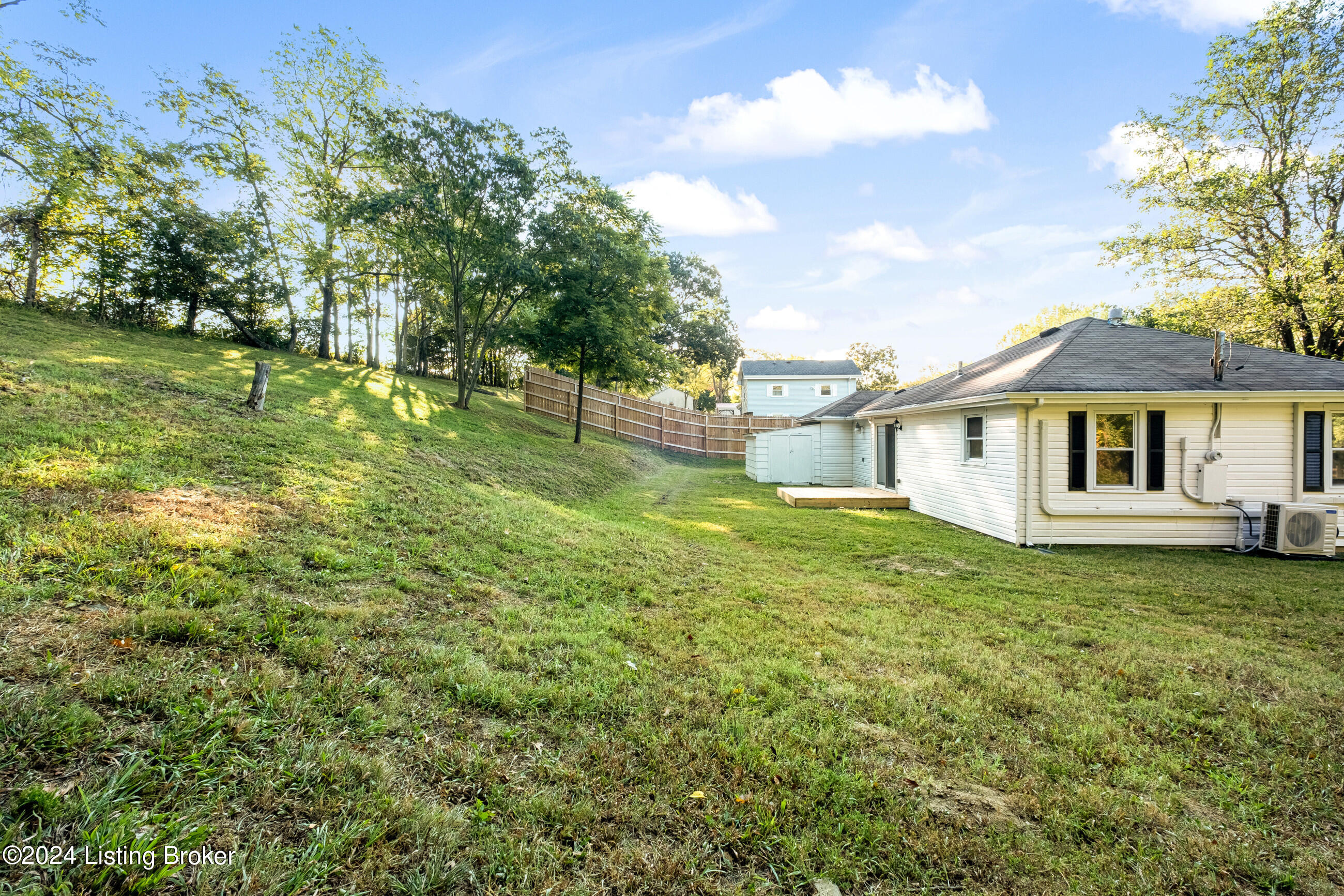 1508 Waterford Road Mount Washington, KY 40047 - Photo 25 of 32 1508waterford_070