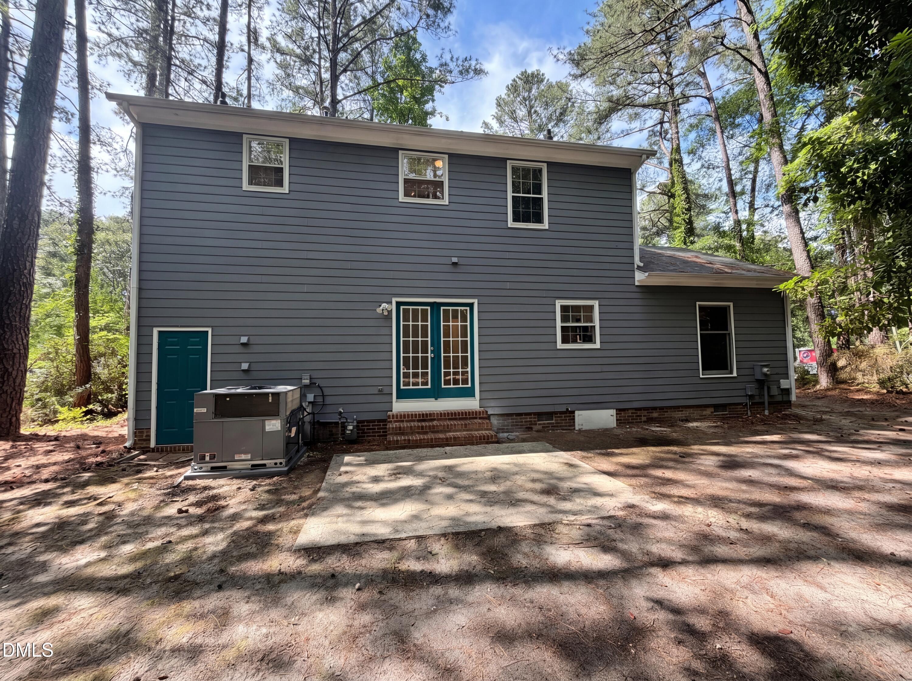 5209 Heelands Court Raleigh, NC 27610 - Photo 5 of 15