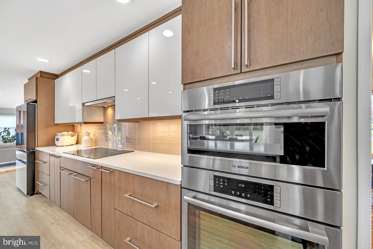 12 Parkview Road Cranbury, NJ 08512 - Photo 13 of 41 Gallery Image 13