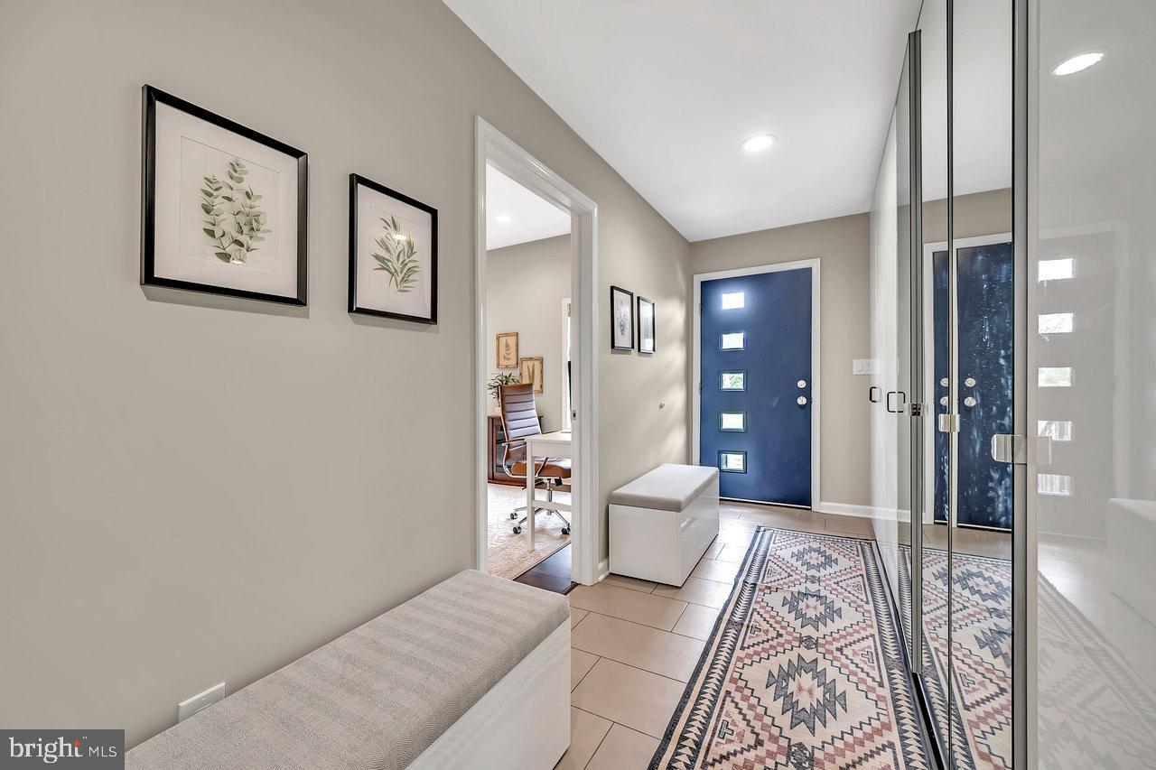 12 Parkview Road Cranbury, NJ 08512 - Photo 21 of 41 Gallery Image 21