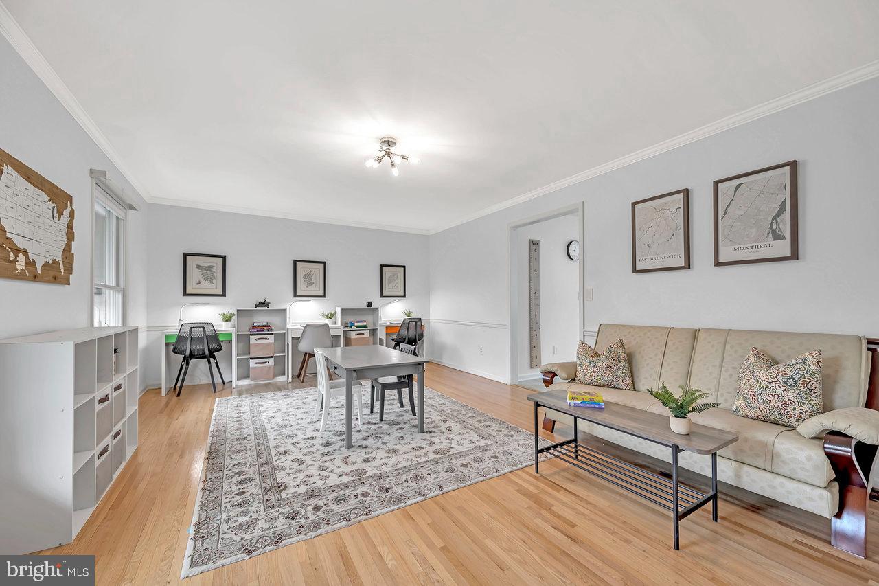 12 Parkview Road Cranbury, NJ 08512 - Photo 10 of 41 Gallery Image 10