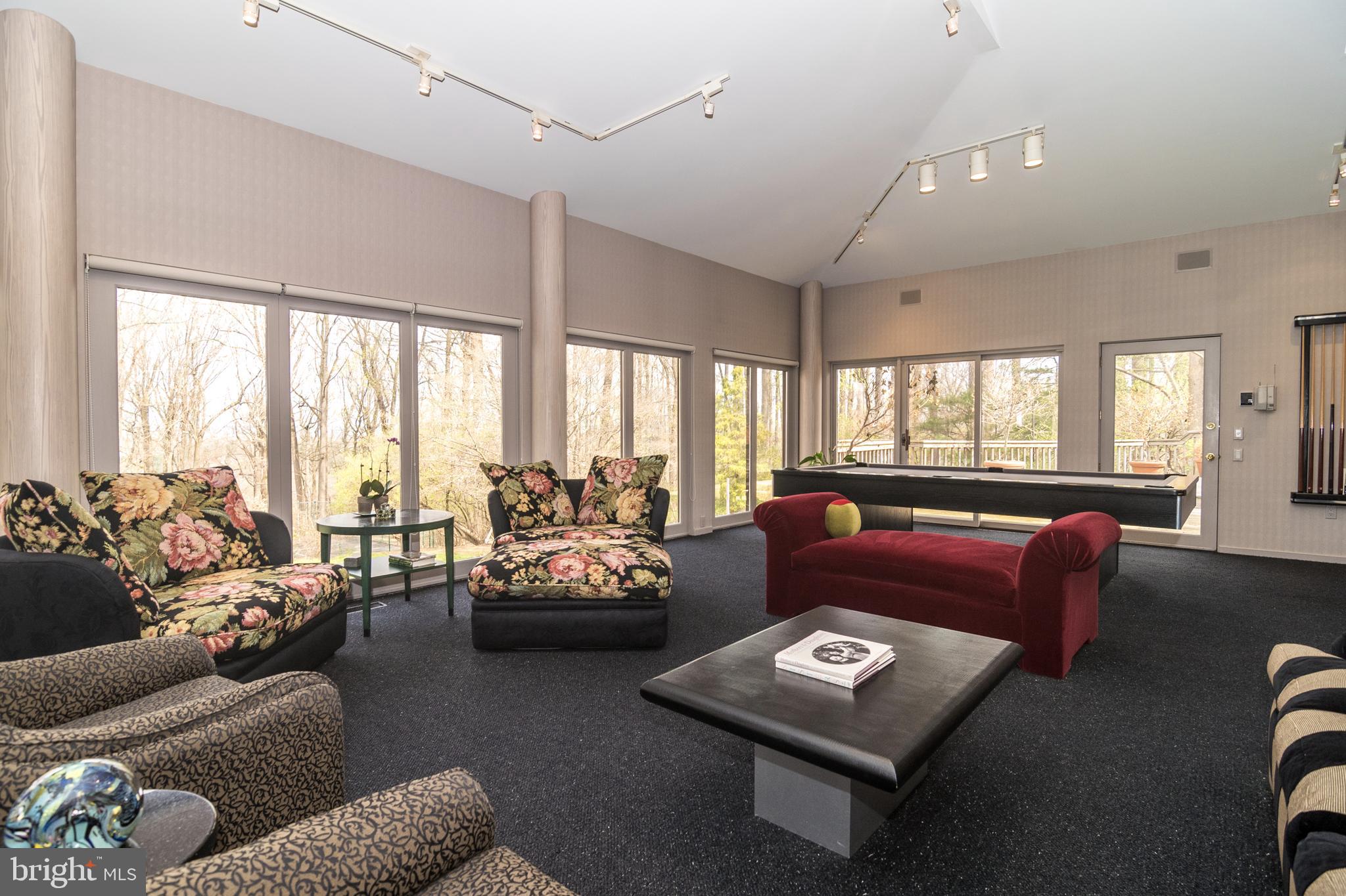 627 Harts Ridge Road Conshohocken, PA 19428 - Photo 17 of 51 Great Room