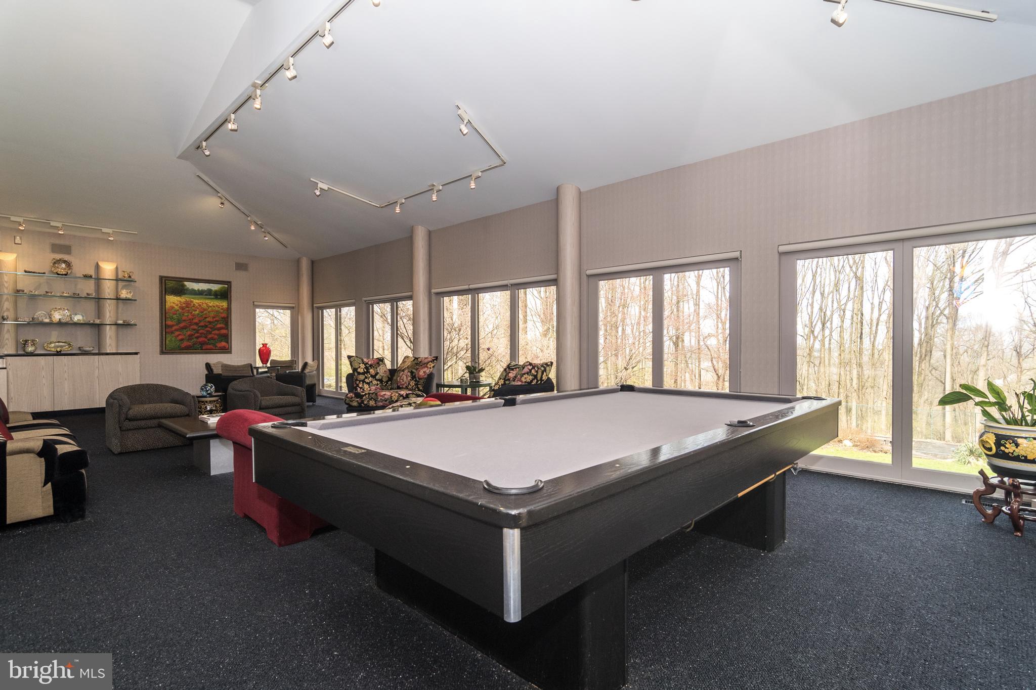 627 Harts Ridge Road Conshohocken, PA 19428 - Photo 18 of 51 Great room