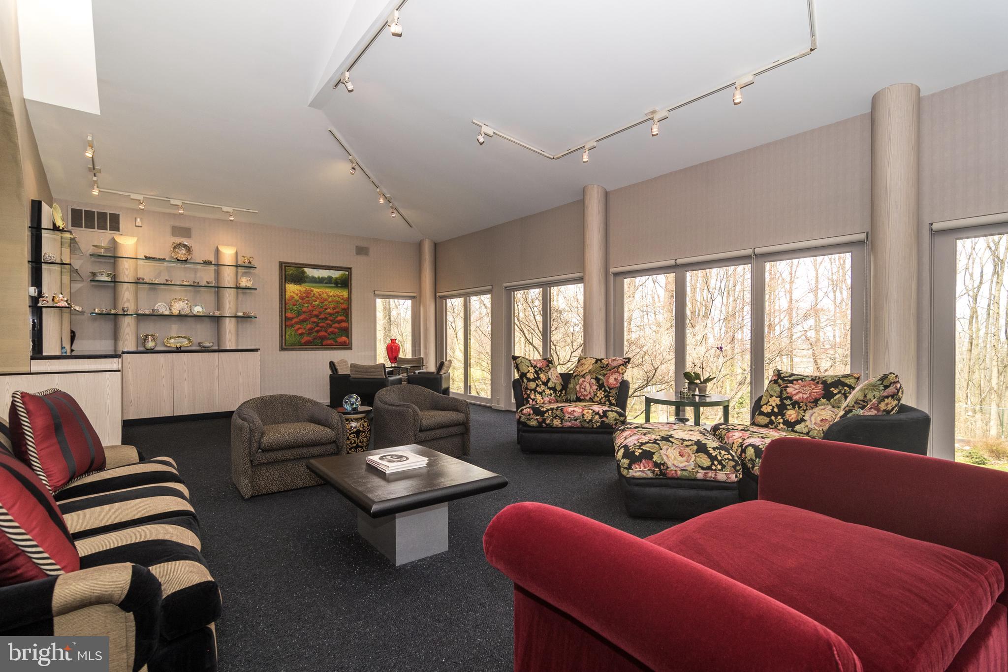 627 Harts Ridge Road Conshohocken, PA 19428 - Photo 19 of 51 Great Room