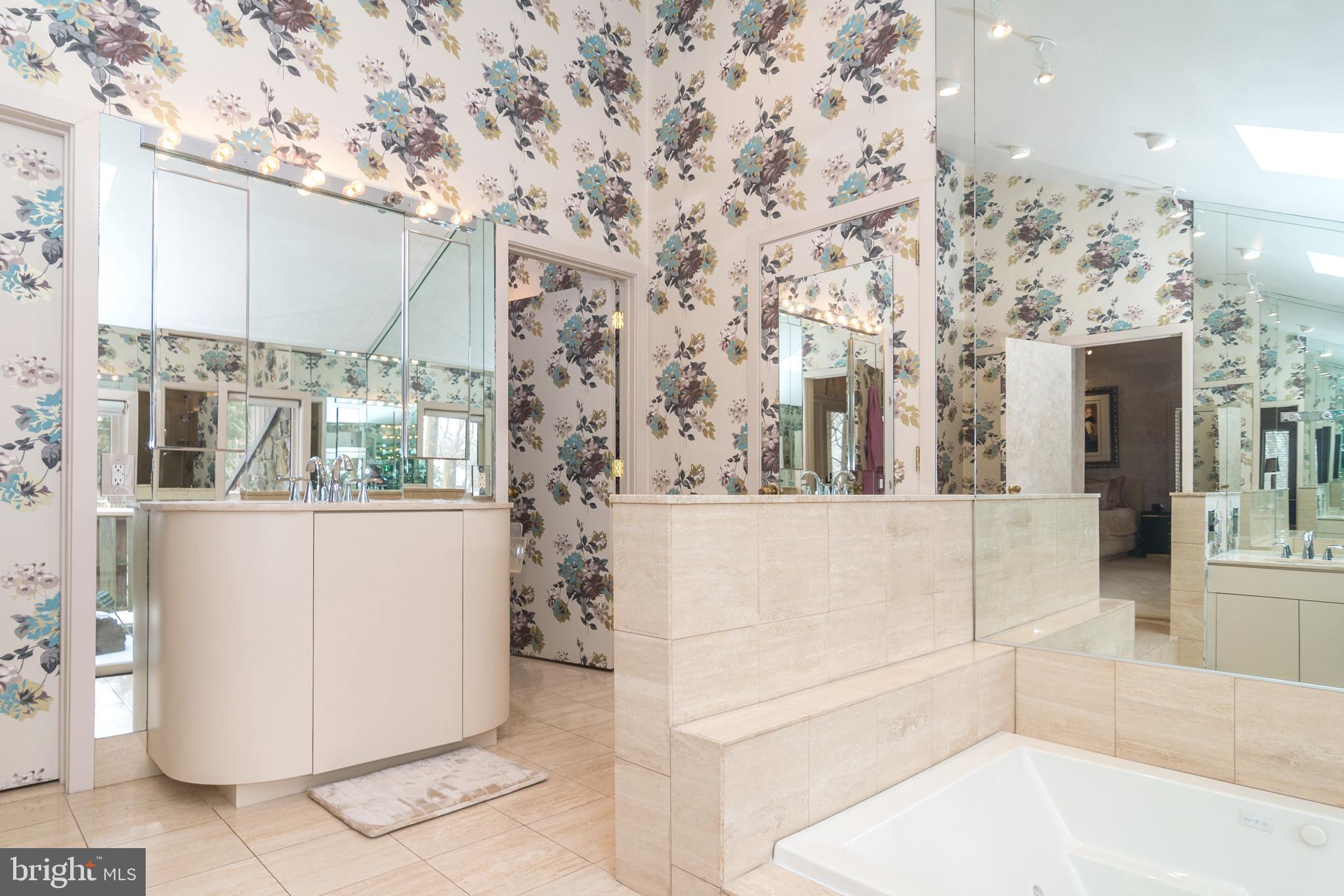 627 Harts Ridge Road Conshohocken, PA 19428 - Photo 31 of 51 Master Bathroom