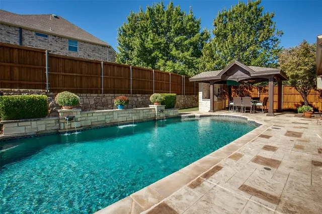 $700,000 | 227 Justin Road, Murphy, TX 75094