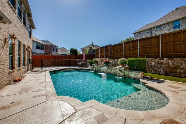 $700,000 | 227 Justin Road, Murphy, TX 75094