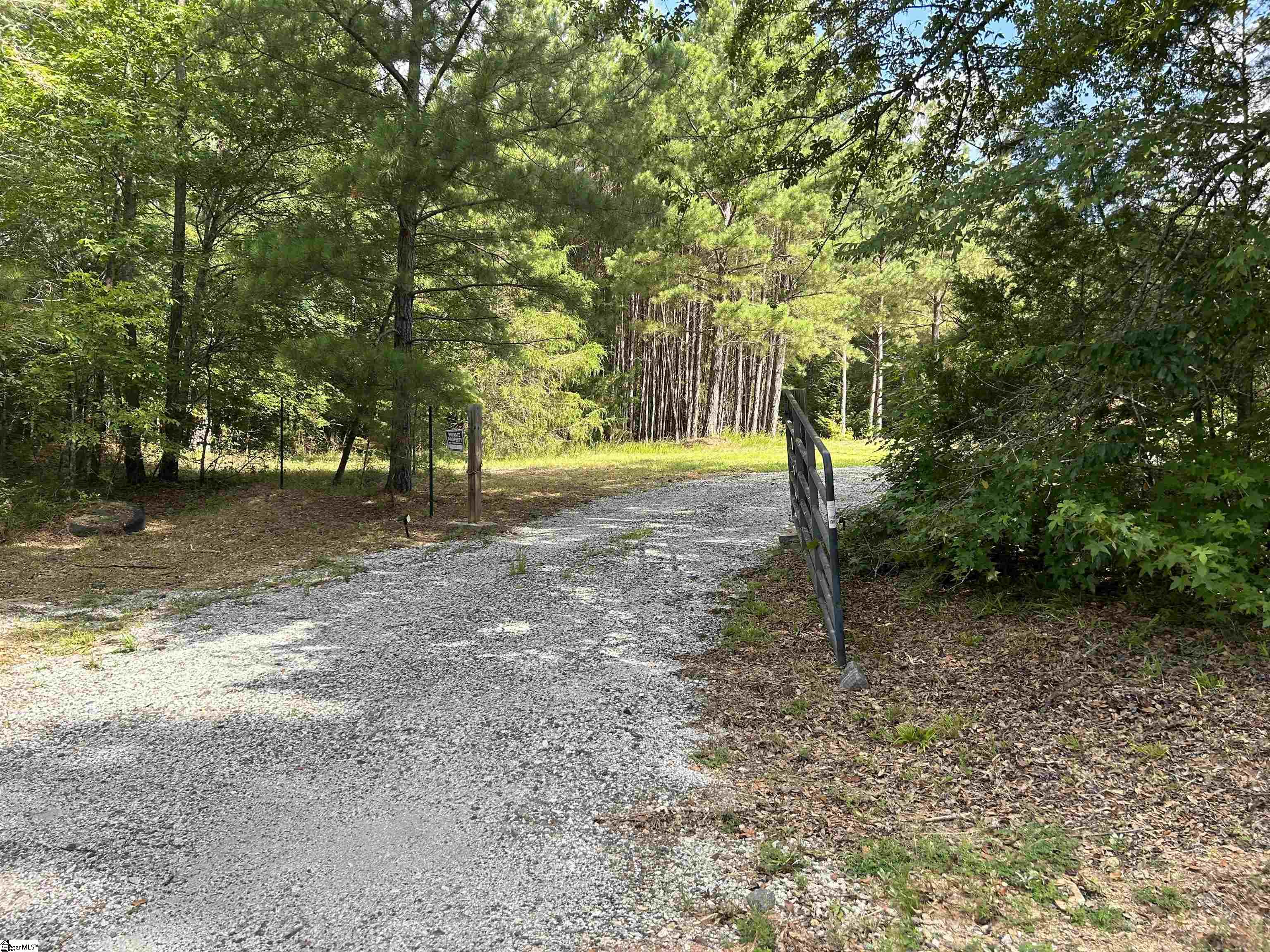 876 State Rd S-30-255 Gray Court, SC 29645 - Photo 2 of 11 Gallery Image 2