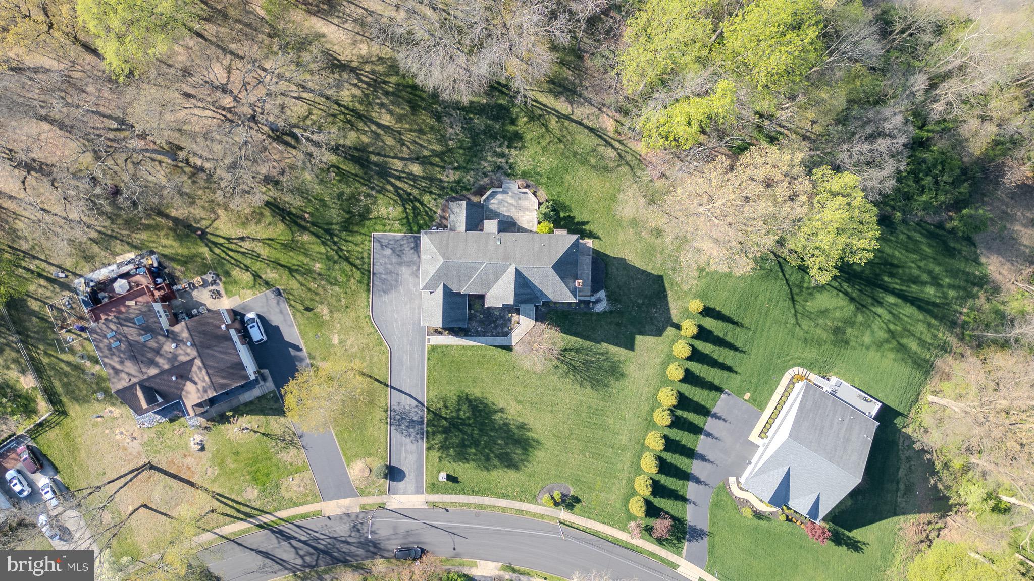 232 Foxcroft Road Broomall, PA 19008 - Photo 5 of 51 Gallery Image 5