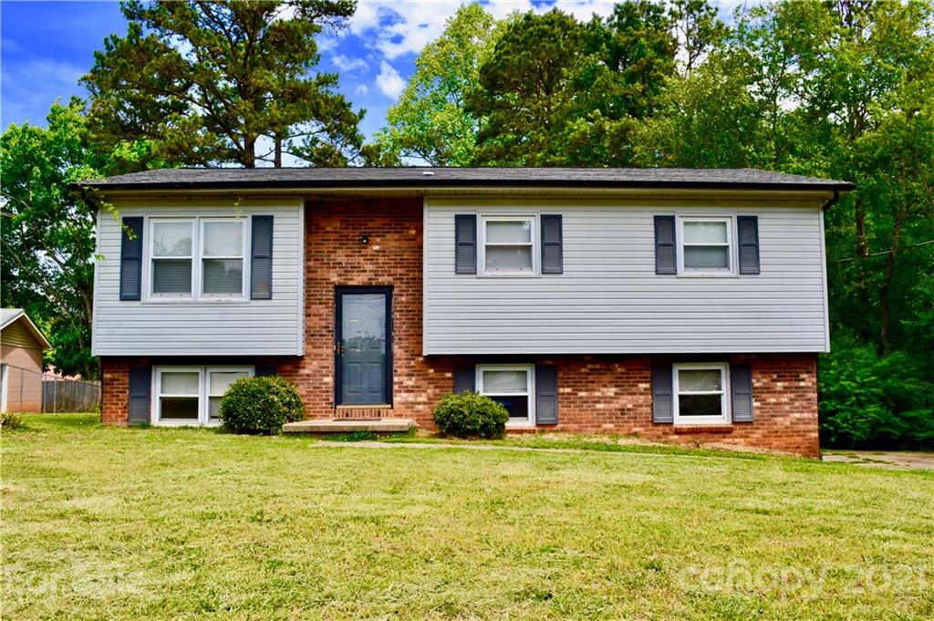 1192 Venus Street Conover, NC 28613 - Photo 1 of 12 Gallery Image 1
