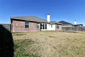 $2,200 | 321 South Chestnut Street, Forney, TX 75126