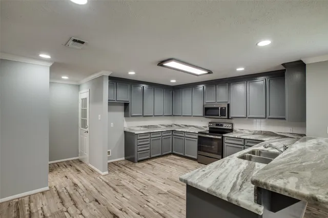 $335,000 | 5106 Greenwater Drive, Willis, TX 77318