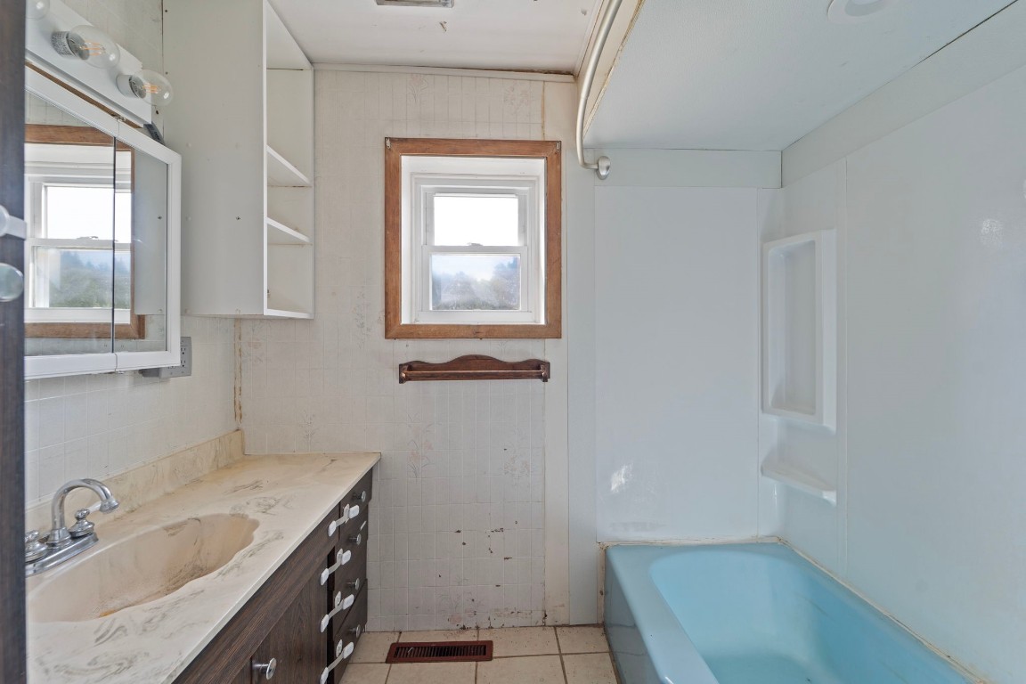 816 Nanticoke Road Maine, NY 13802 - Photo 23 of 39 Gallery Image 23