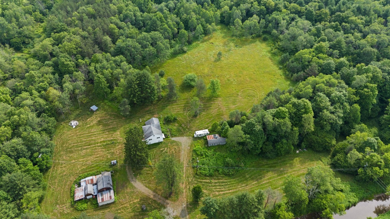 816 Nanticoke Road Maine, NY 13802 - Photo 8 of 39 Gallery Image 8