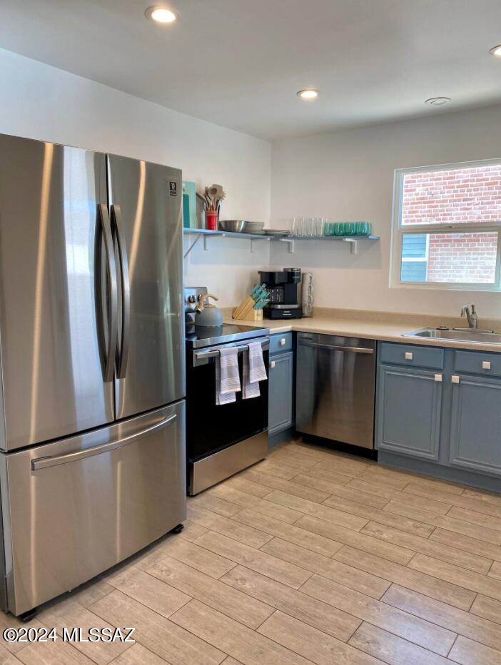 2039 East 8th Street Tucson, AZ 85719 - Photo 3 of 14