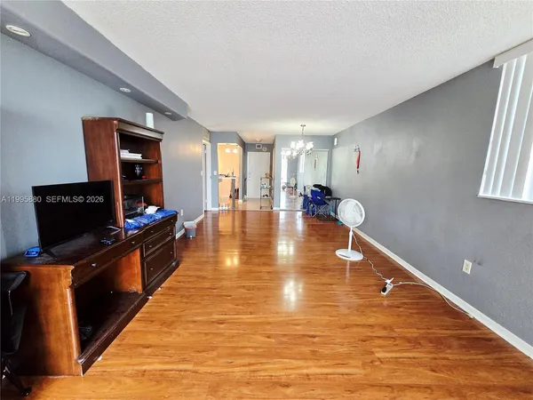 $169,900 | 1470 Northeast 125th Terrace, Unit 308, North Miami, FL 33161