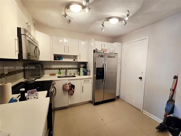 $169,900 | 1470 Northeast 125th Terrace, Unit 308, North Miami, FL 33161