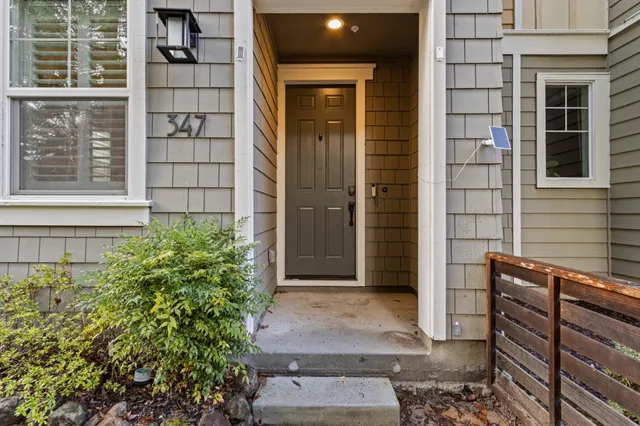 a view of entrance door of the house