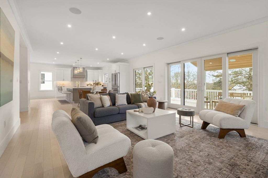 24 Mt Zion Road Melrose, MA 02176 - Photo 12 of 40