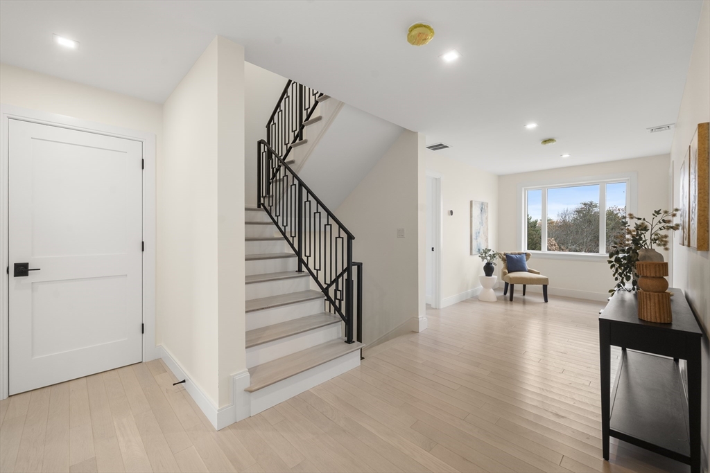 24 Mt Zion Road Melrose, MA 02176 - Photo 16 of 40