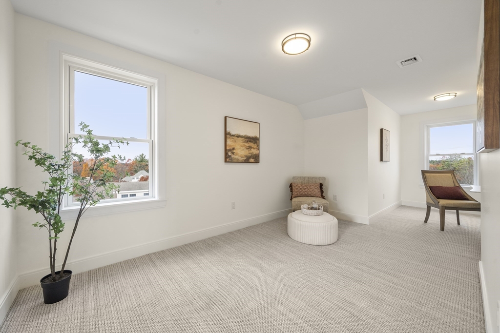 24 Mt Zion Road Melrose, MA 02176 - Photo 29 of 40