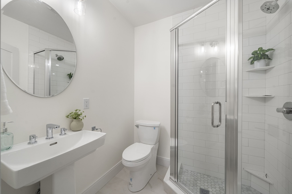 24 Mt Zion Road Melrose, MA 02176 - Photo 33 of 40