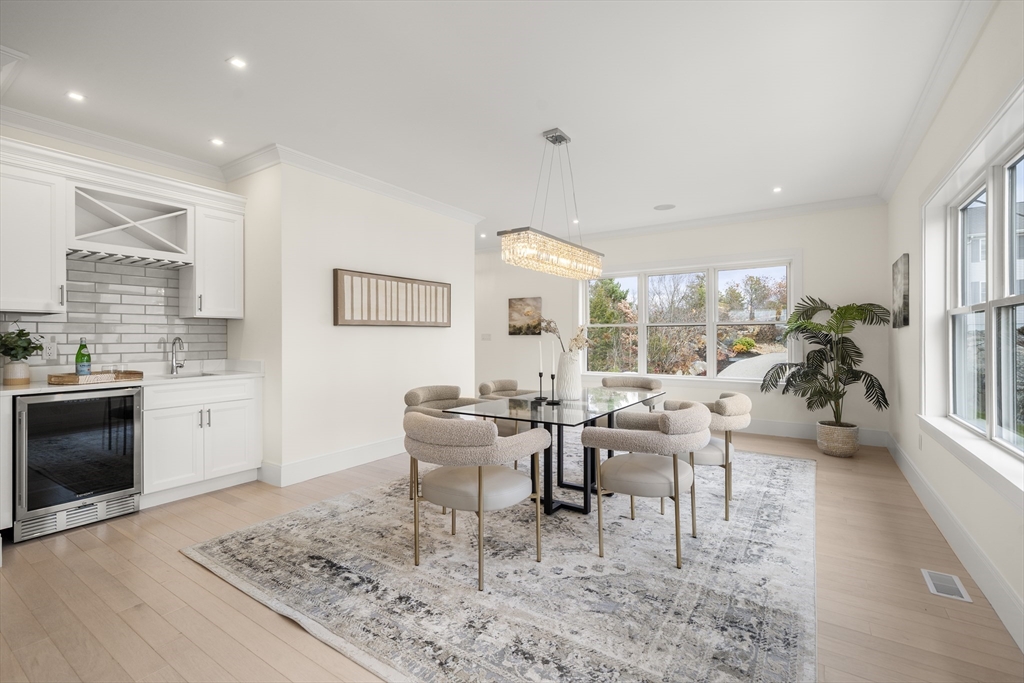 24 Mt Zion Road Melrose, MA 02176 - Photo 7 of 40