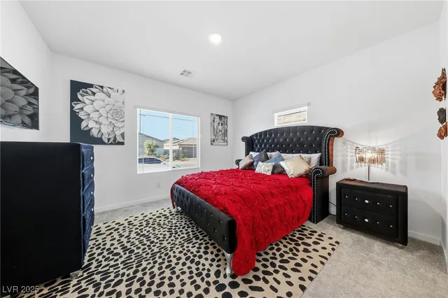 $385,000 | 364 Whitney Crest Street, Henderson, NV 89015