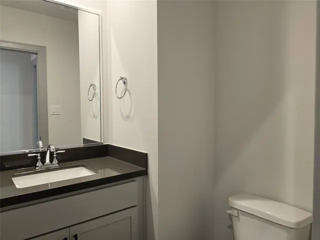 $2,395 | 611 Emile Street, Houston, TX 77020