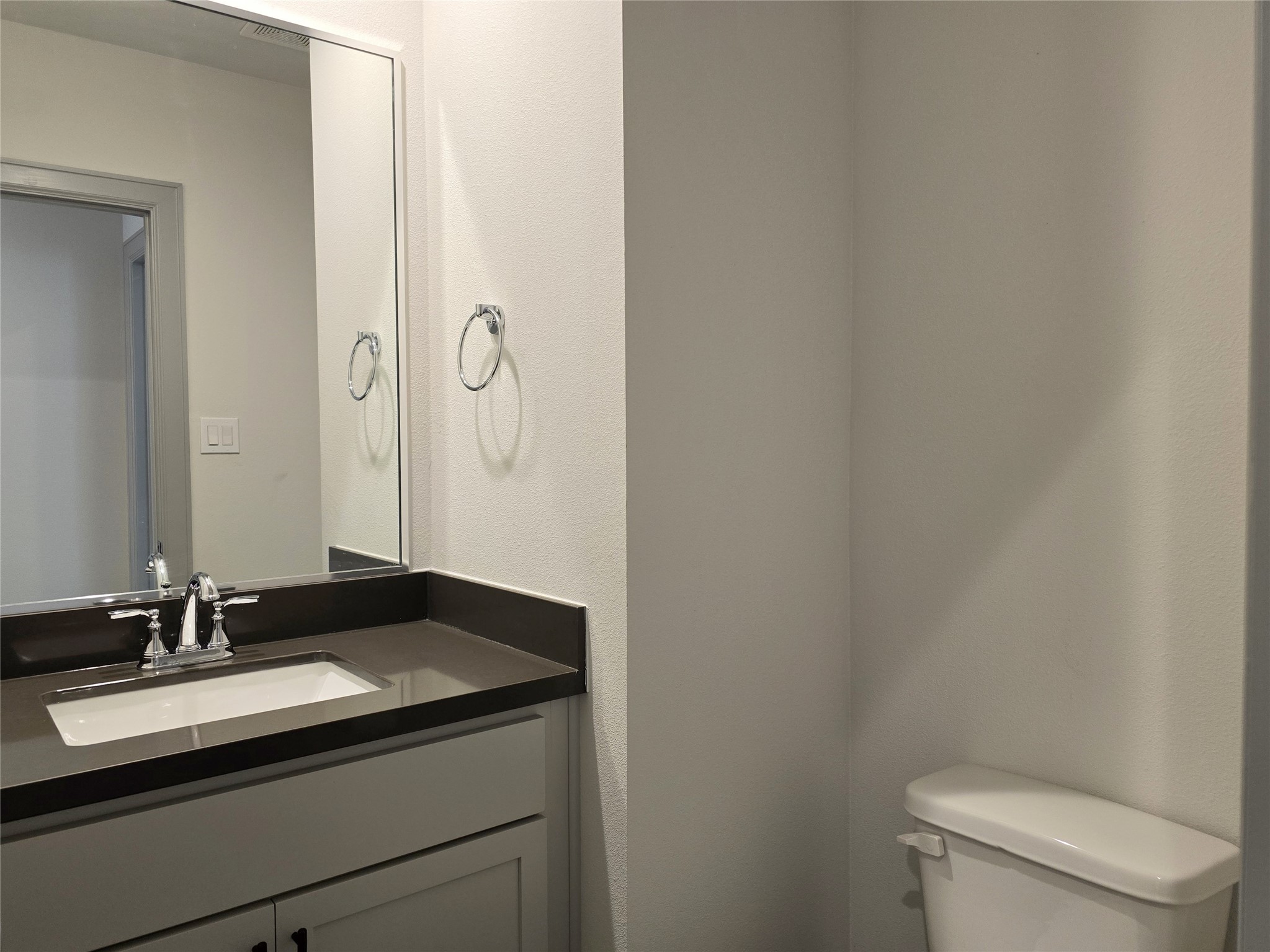 611 Emile Street Houston, TX 77020 - Photo 11 of 23