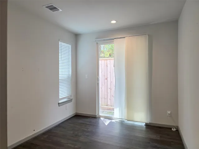 $2,395 | 611 Emile Street, Houston, TX 77020