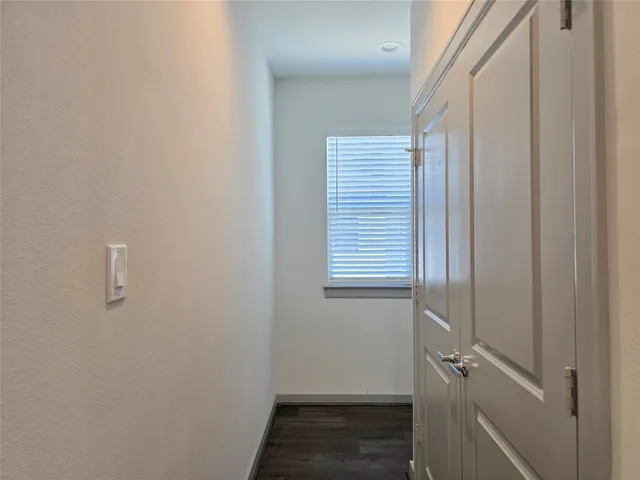 $2,395 | 611 Emile Street, Houston, TX 77020