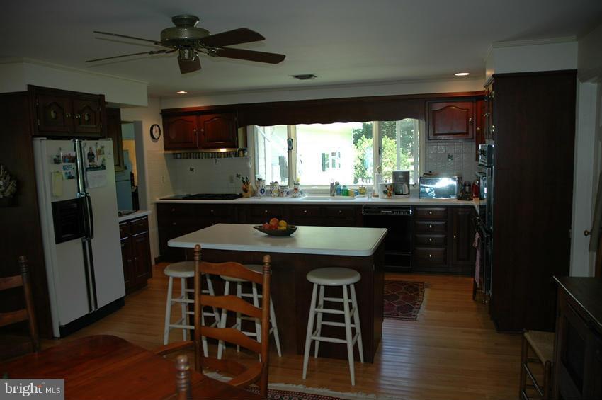 6840 Thorneton Road St. Michaels, MD 21663 - Photo 20 of 30 Kitchen